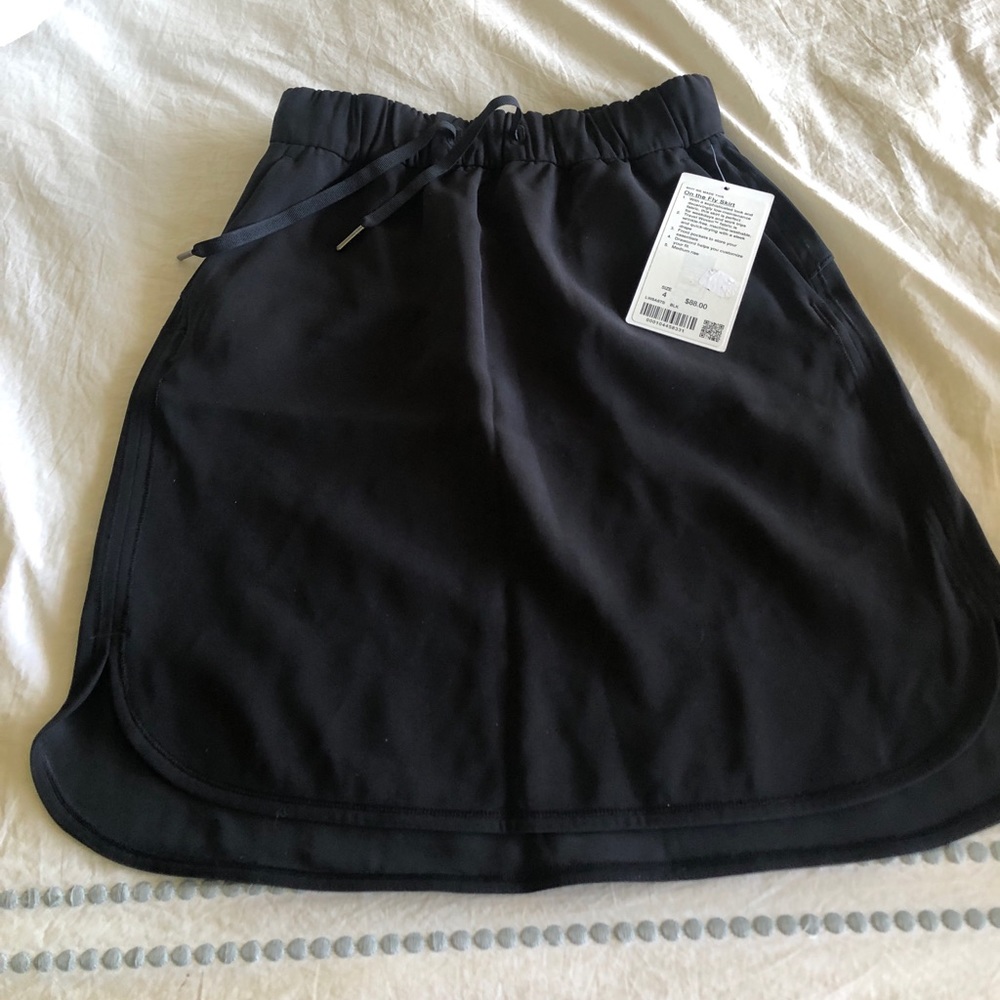 Lululemon On the Fly Skirt